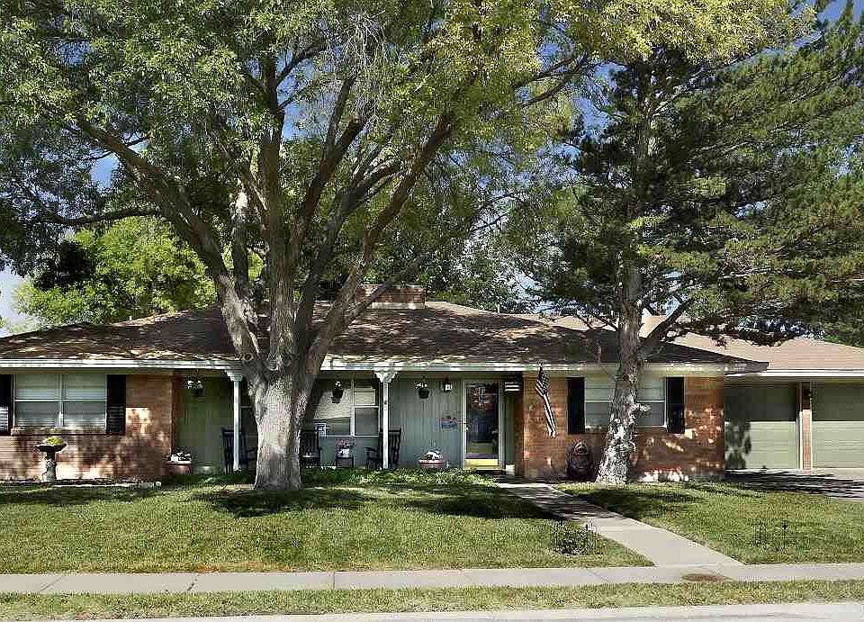 1st image of 3002 La Jolla Ln