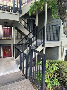 3233 NE 12th St APT 212, Renton, WA, 98056