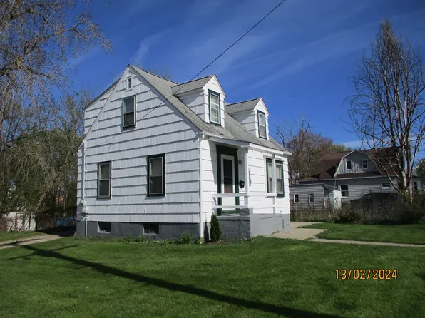 830 S Saginaw St, Owosso, MI 48867