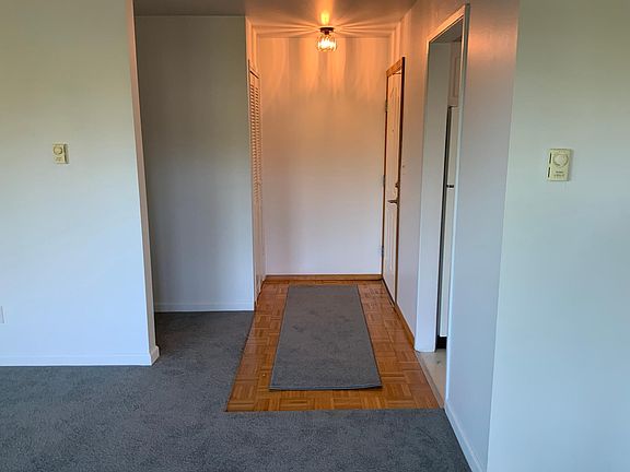 3rd image of 3033 81st Pl SE #4