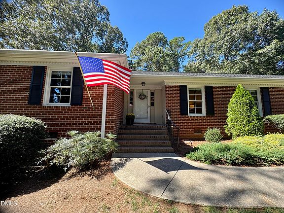 3rd image of 6317 Winthrop Dr