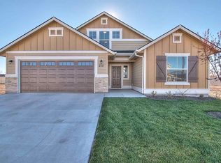 2451 E Blackstone Dr, Eagle, ID 83616