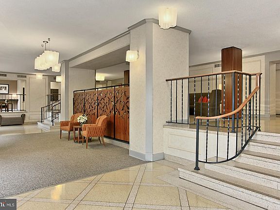3rd image of 5901 Mount Eagle Dr APT 818