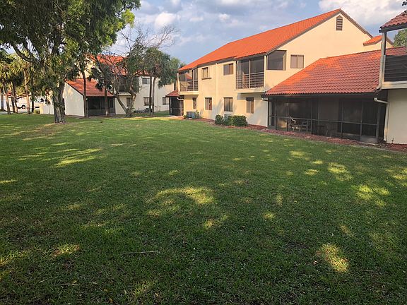 2nd image of 9 Via De Casas Sur APT 102