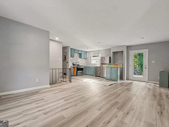 4th image of 2830 Allegro Dr NW