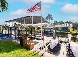 5327 Pelican Blvd, Cape Coral, FL 33914