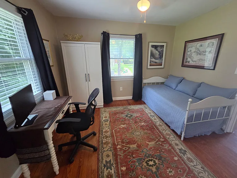 2718 Ashton St — Photo 5