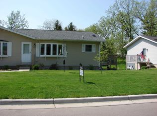 303 W North St, Dodgeville, WI 53533