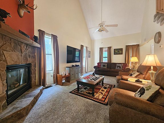 5th image of 3226 Parish Way