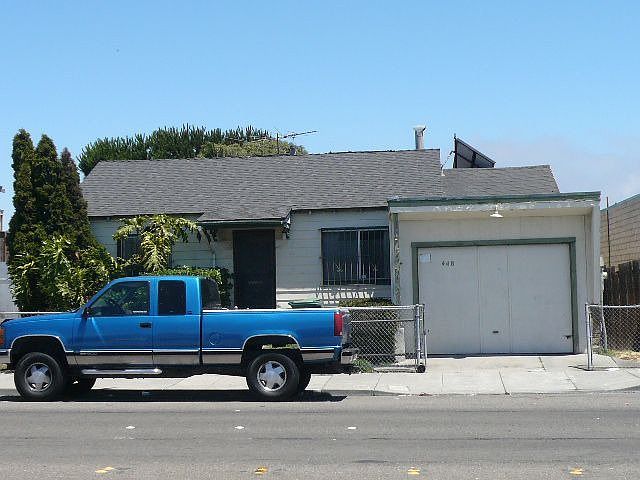 1st image of 448 S 23rd St