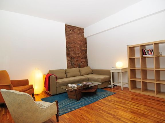 2nd image of 13 E 11th St #6P