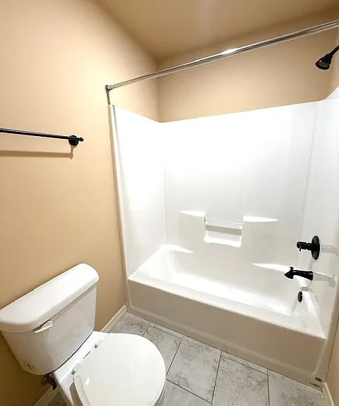 1200 S Kalanchoe Ave — Photo 22