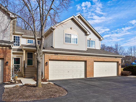 2nd image of 129 Southwicke Dr #B