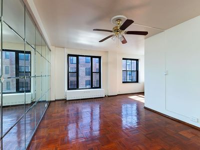 345 Clinton Ave APT 11A, Brooklyn, NY, 11238