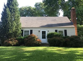 546 Chatham Rd, Columbus, OH 43214
