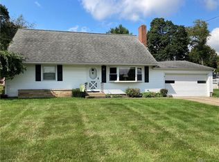 908 Luray Dr, Ashland, OH 44805