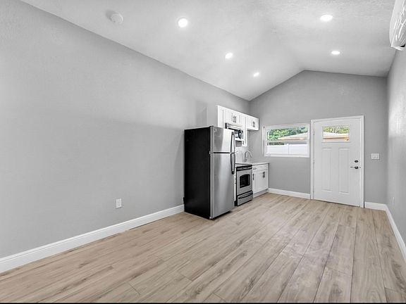 2nd image of 1032 54th Ave N #1