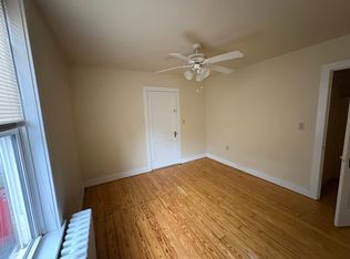 424 Chestnut St #1, Mifflinburg, PA 17844