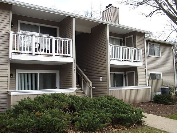 2nd image of 13105 Wonderland Way APT 1