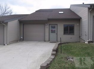 1208 N Clark St, Carroll, IA 51401