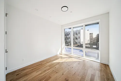 12 Broome St #3B Photo 1