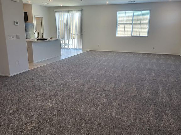4th image of 10928 Chipotle Ave