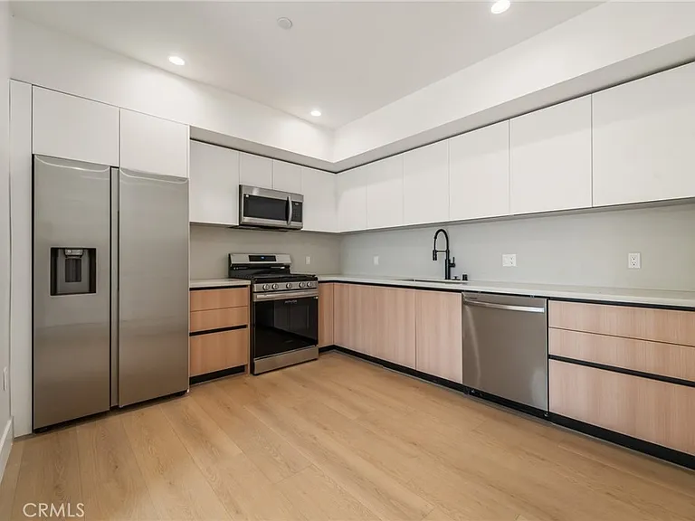 7510 Sepulveda Blvd #101 — Photo 7