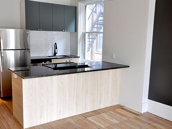 4th image of 210 S Winebiddle St APT 1