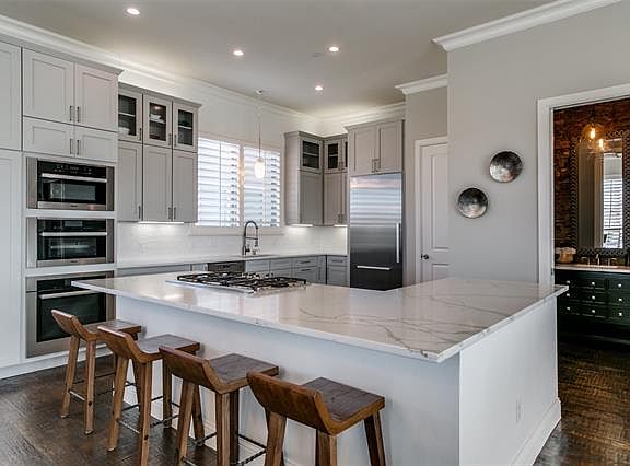 5th image of 101 Decker Ct Ste 305