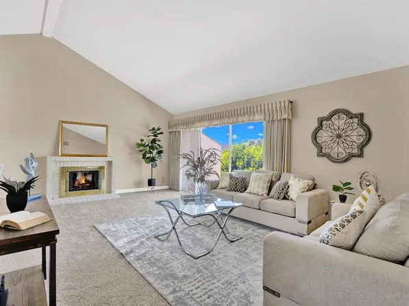 17486 Plaza Dolores, San Diego, CA 92128