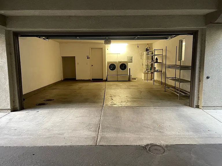 678 Kellogg St #678 — Photo 31