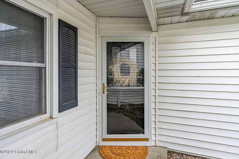 5th image of 62 Marsdale Court