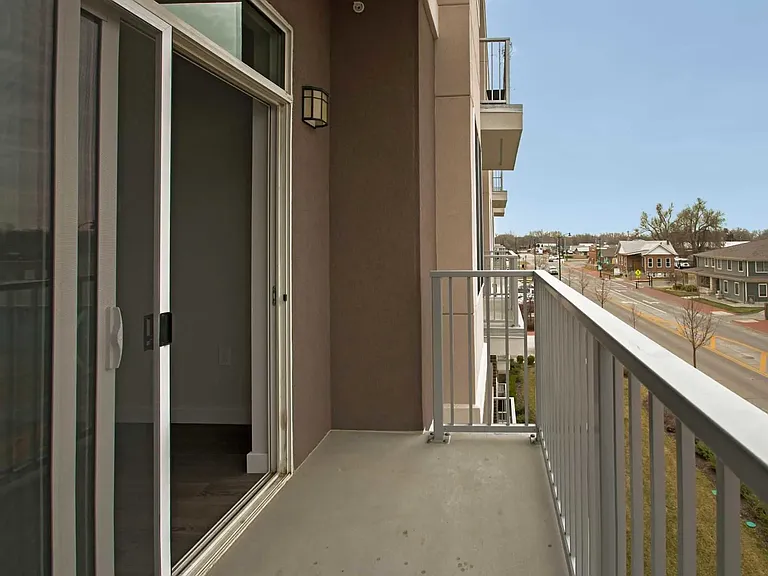 4th Street Lofts — Photo 28