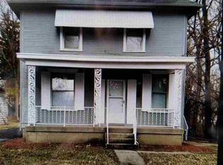 401 W McClure Ave, Peoria, IL