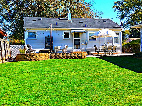 2nd image of 16852 Forest View Dr