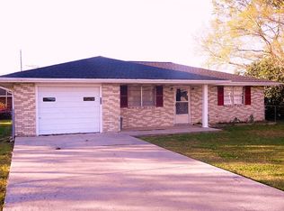 324 Adams St, Raceland, LA 70394