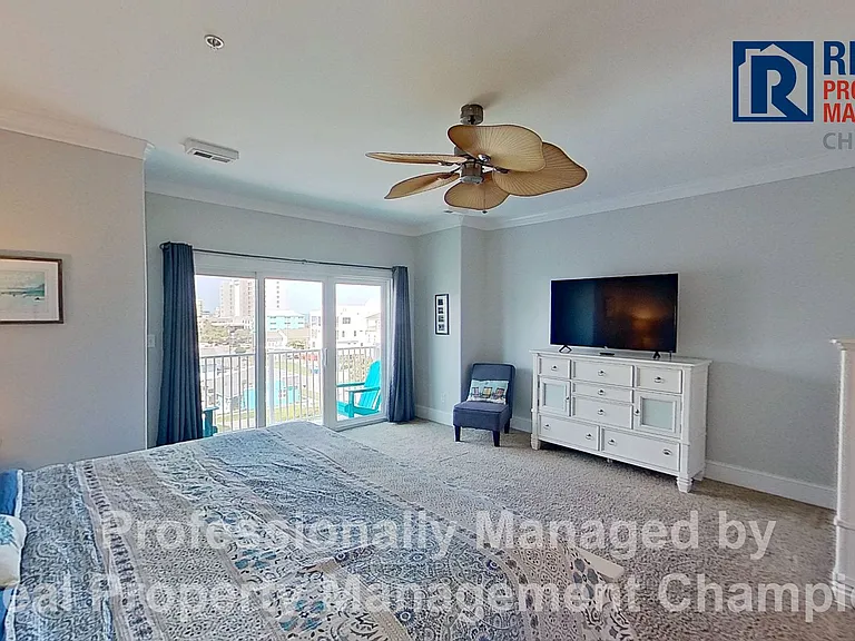 307 N Lake Park Blvd #202 — Photo 10