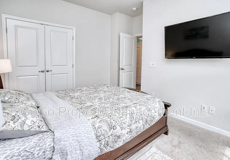 11 Pequot Dr — Photo 12