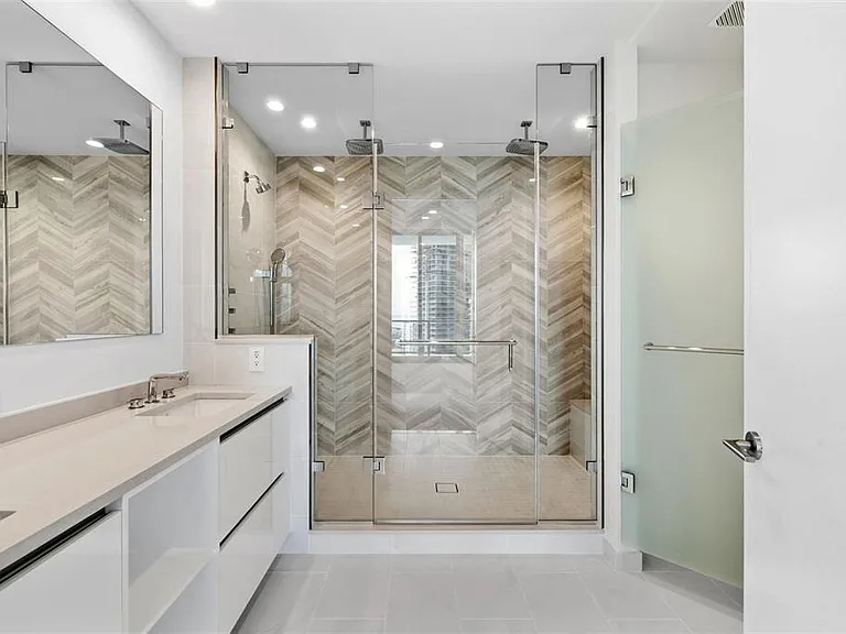 400 Central Ave #1903 — Photo 34