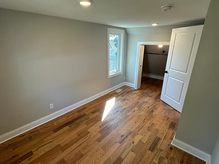 623 Tremont St #B — Photo 7