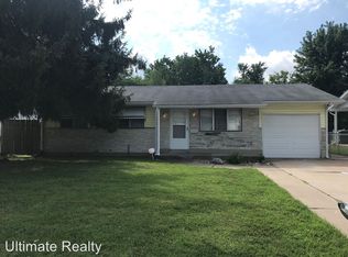 7924 Lila Dr, Hazelwood, MO 63042