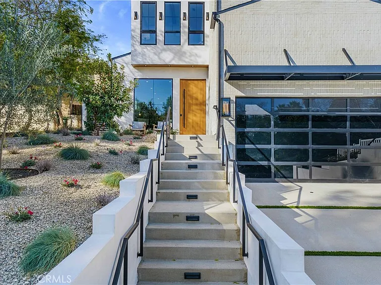 12207 Valleyheart Dr — Photo 3