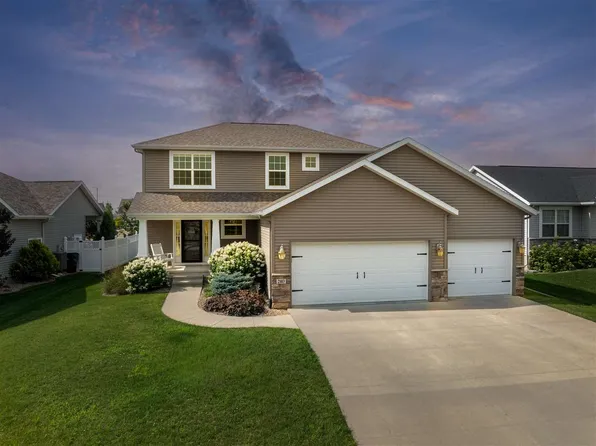 2103 Hallbrook St SW, Cedar Rapids, IA 52404