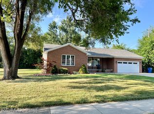 4547 Stephens Rd, Warren, MI 48091