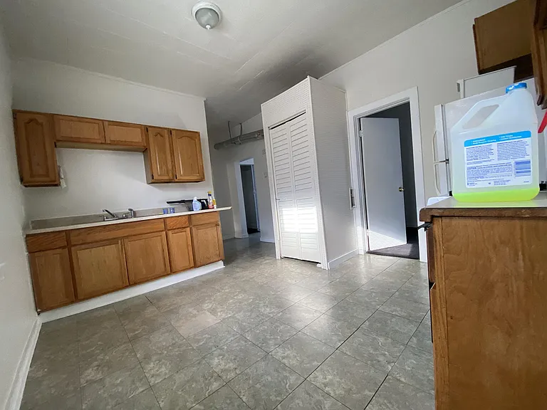4351 S Honore St #2-F — Photo 11