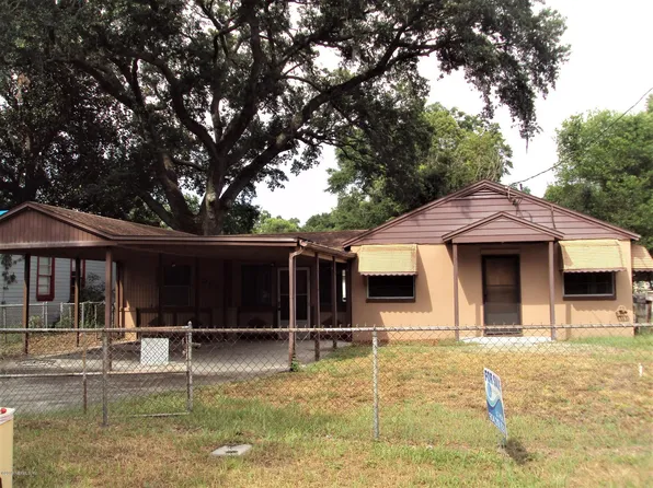 8951 Adams Ave, Jacksonville, FL 32208