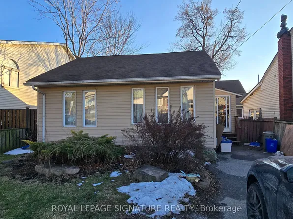 232 Grenfell St, Hamilton, ON L8H 3J9