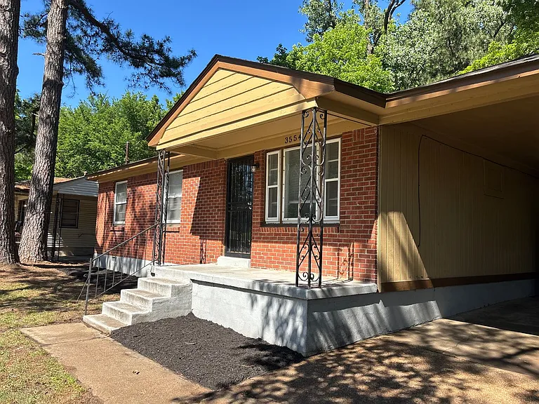 3554 N Watkins St — Photo 1