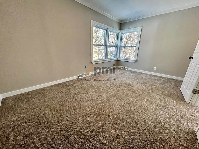 14725 Bryan St — Photo 19