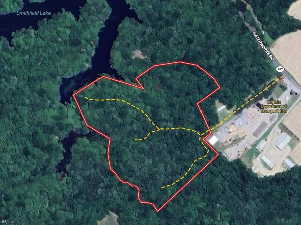 Hilltop Ln, Smithfield, VA 23430